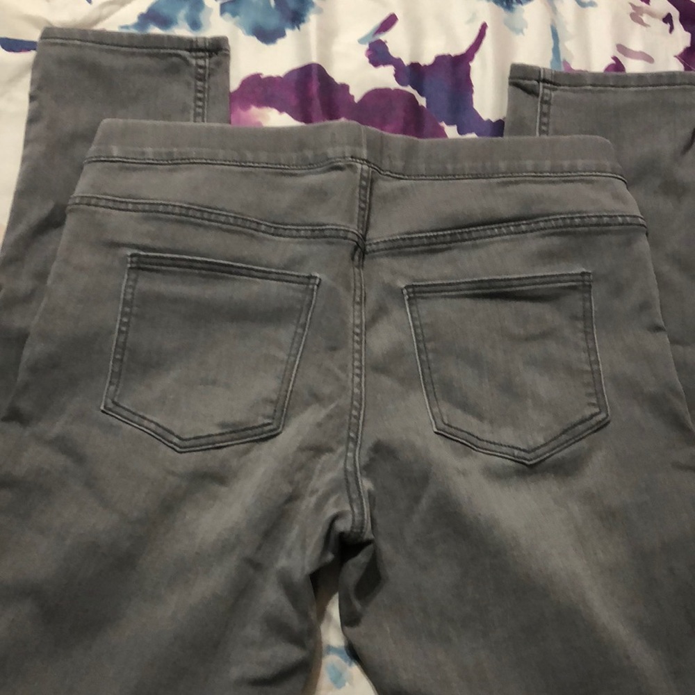 H & M stretchy skinny pants - Picture 4 of 5
